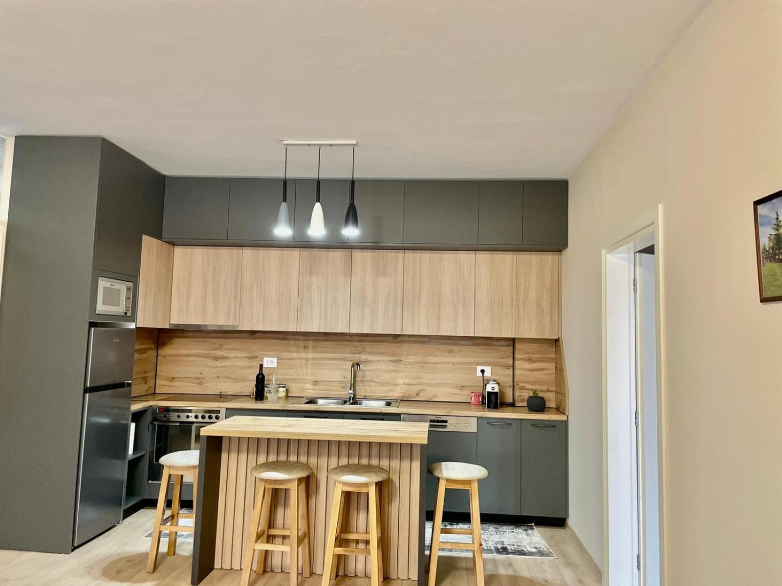 Adra'S Apartment Shkodër Eksteriør bilde